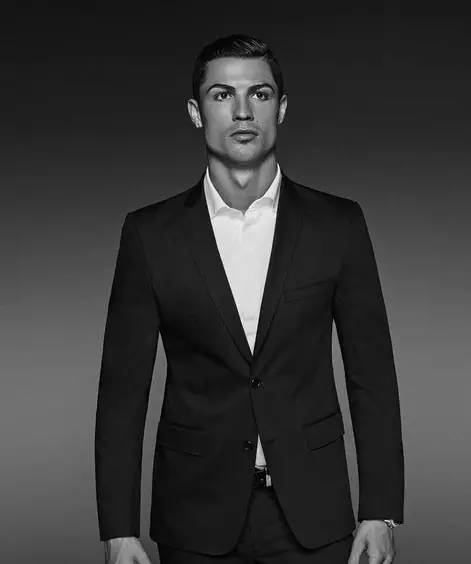 美记：字母哥在2020年确实想加盟热火，还有意与东契奇联手（美媒记者称：字母哥2020年确曾考虑加盟热火，并有意与东契奇组队）