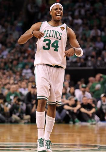 欧冠淘汰赛前瞻：拜仁客战曼城,（欧冠淘汰赛前瞻：曼城主场对阵拜仁）