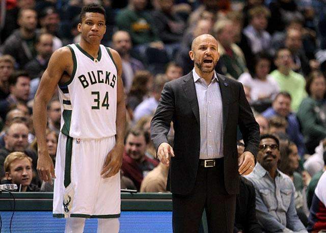 浓眉腹股沟紧张退出圣诞大战，独行侠谨慎处理（浓眉因腹股沟不适无缘圣诞大战，独行侠谨慎应对）