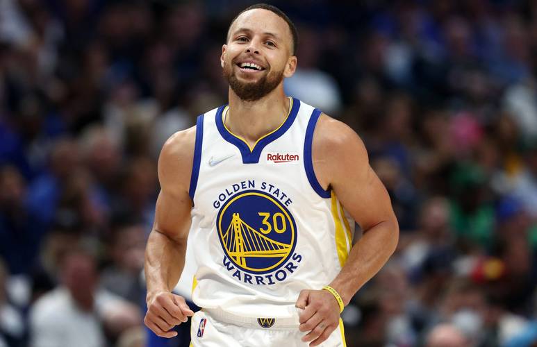 复制叔叔生涯开局，莫伦特斯的侄子完成阿尔瓦塞特首秀（莫伦特斯侄子迎来阿尔瓦塞特处子秀，生涯起步复刻叔叔轨迹）