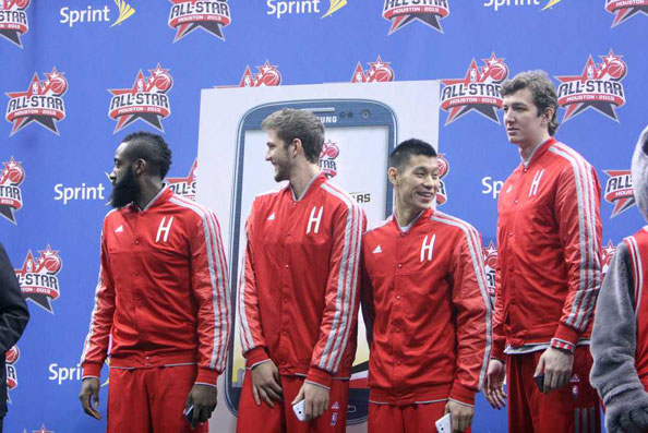 尤尔曼德：多特是欧洲顶级球队；踢曼城是一次极好的学习机会（尤尔曼德称多特跻身欧洲顶尖，对阵曼城是难得的学习良机）