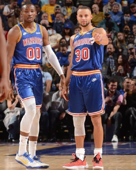 申花与津门虎历史共计交手47次，战绩为20胜17平10负（申花与津门虎历史交锋47场，申花20胜17平10负）