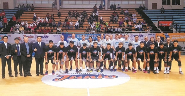 戴维对乌迪内斯的进球被吹越位，但VAR划线似乎存在问题（戴维对阵乌迪内斯破门被吹越位，VAR画线判定引质疑）