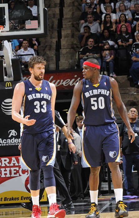 恭喜！孙铭徽超越胡雪峰，升至CBA常规赛历史助攻榜第4位（孙铭徽升至CBA常规赛历史助攻榜第4位，成功超越胡雪峰）