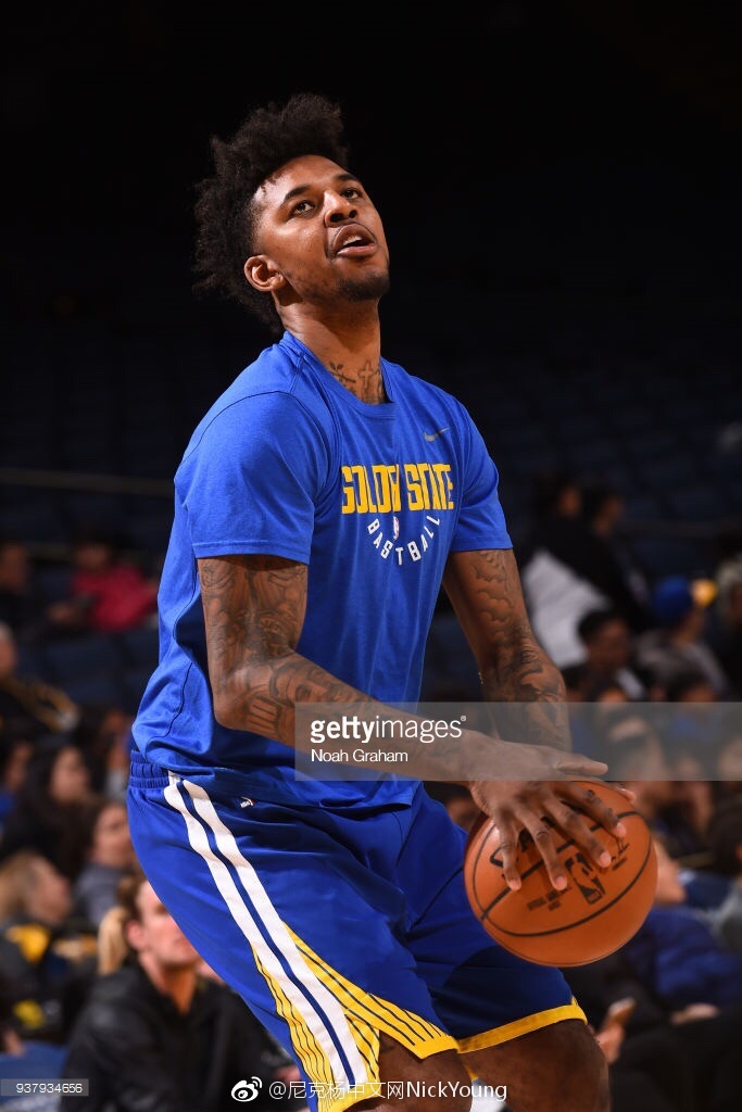 热苏斯对阵布鲁日替补登场，时隔近一年后重返赛场（热苏斯时隔近一年复出，对阵布鲁日替补亮相）