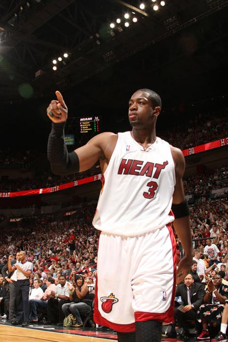 记者：国脚王钰栋有望拿下今年国内球员最重磅奖项（记者：国脚王钰栋有望加冕今年国内球员最高荣誉）