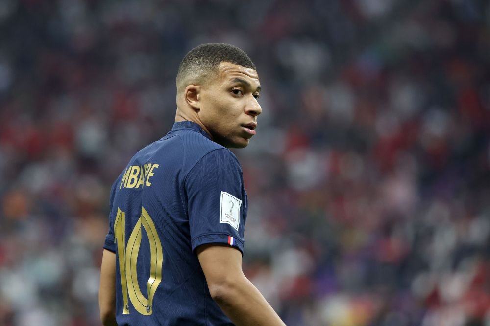 麦克阿瑟vs珀斯光荣首发：库查尔斯基领衔！卡塞雷斯、伍顿在列（麦克阿瑟对阵珀斯光荣首发公布：库查尔斯基领衔，卡塞雷斯、伍顿在列）