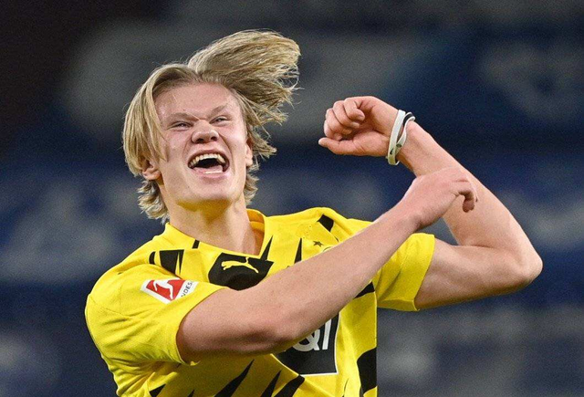 都体：邓弗里斯可能继续缺席与马竞比赛；泽林斯基已参加合练（都体：邓弗里斯或继续缺阵对马竞之战，泽林斯基已回归合练）