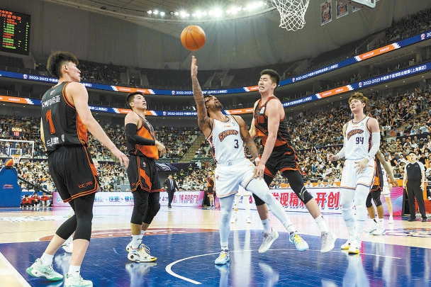 新国足年内重组无望 邵佳一要大换血弃用4大老将 3大新星成中流砥柱（国足年内重组无期 邵佳一拟大换血弃四名老将 三位新星或成骨干）