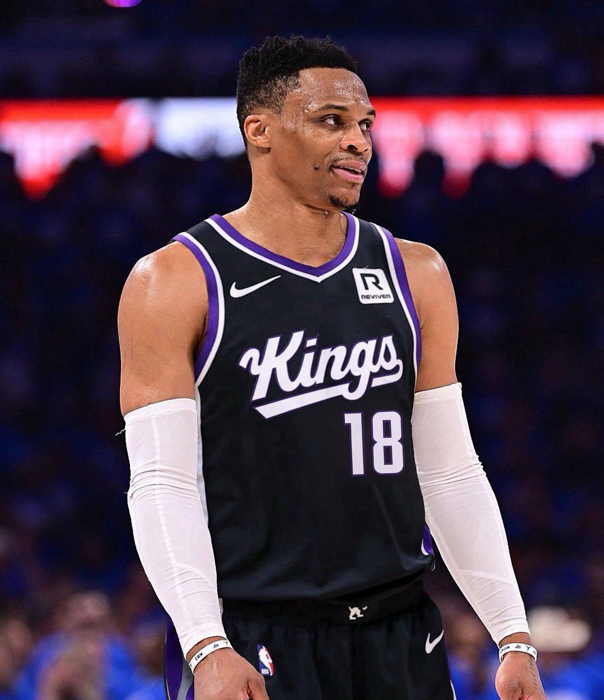 骑士战绩急剧滑落，外线问题是关键（骑士战绩骤降，外线短板成主因）